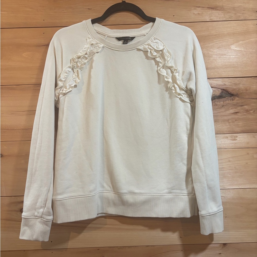 Banana Republic Cream Ruffle Accent Sweatshirt in Small